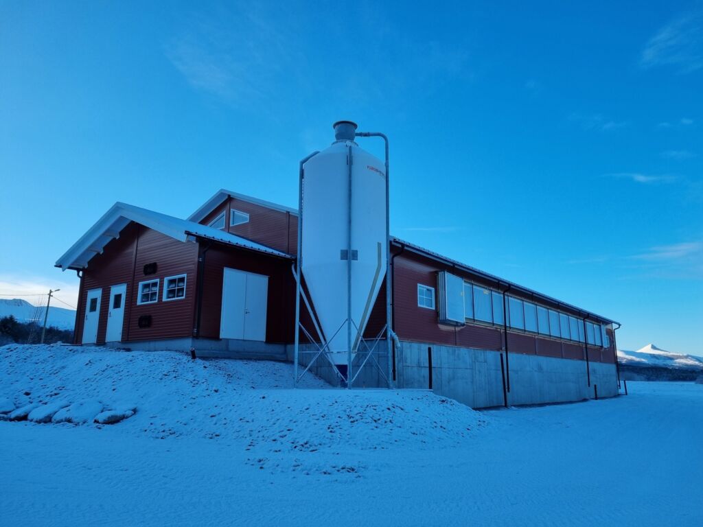 Nytt fjøs på Eide